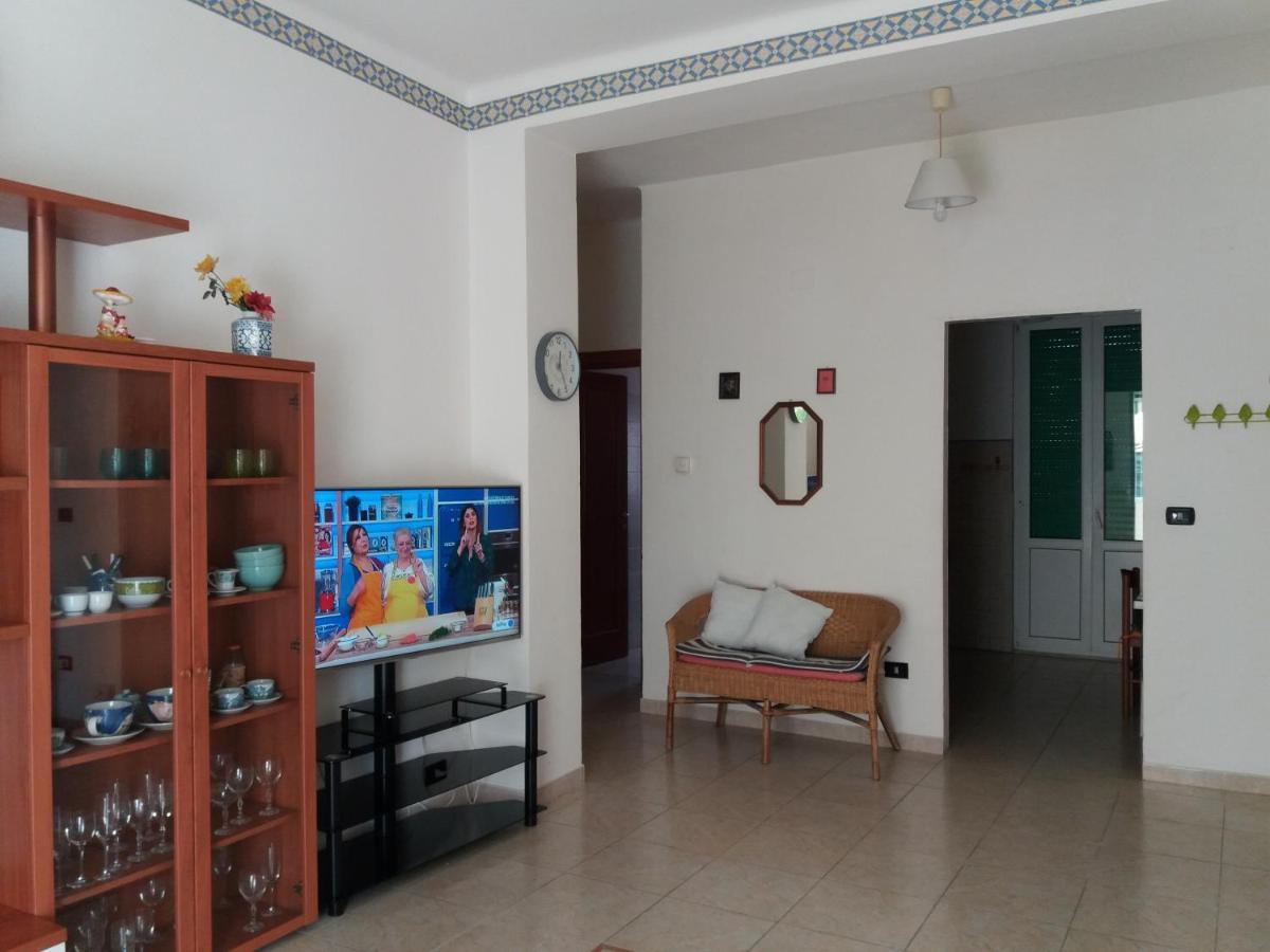 Casa Vacanze Lida Marina Di Carrara Eksteriør billede