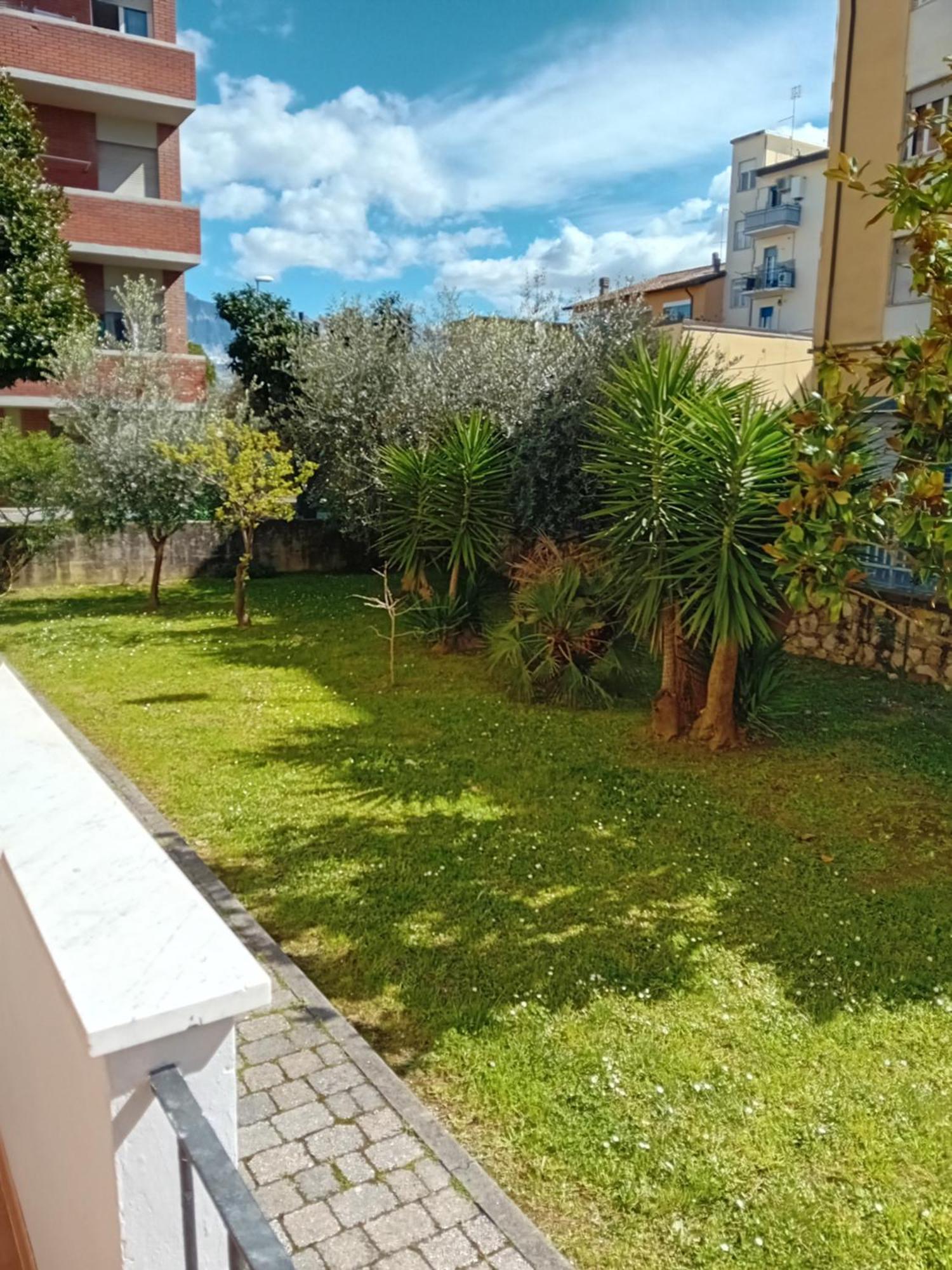 Casa Vacanze Lida Marina Di Carrara Eksteriør billede