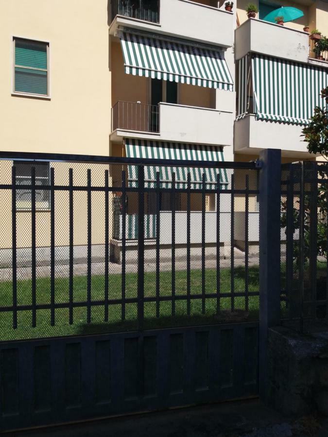 Casa Vacanze Lida Marina Di Carrara Eksteriør billede